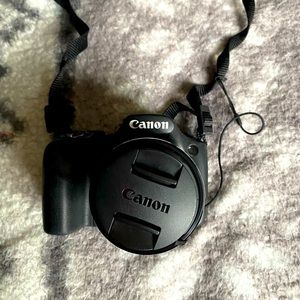 Cannon Power Shot FX530 HS digital camera. Slightly used. Excellent condition